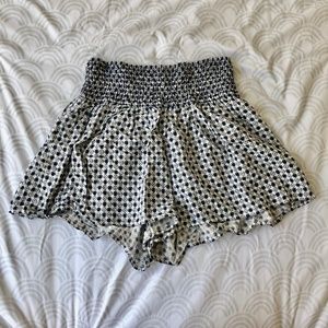 Hollister Navy Blue Pattern Ruched Shorts